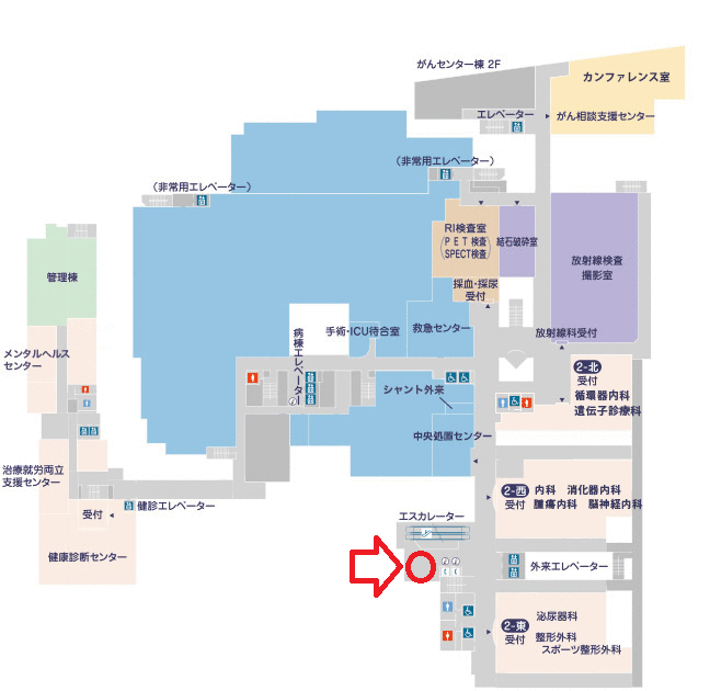 関西労災病院 外来棟2階 エスカレーターホール